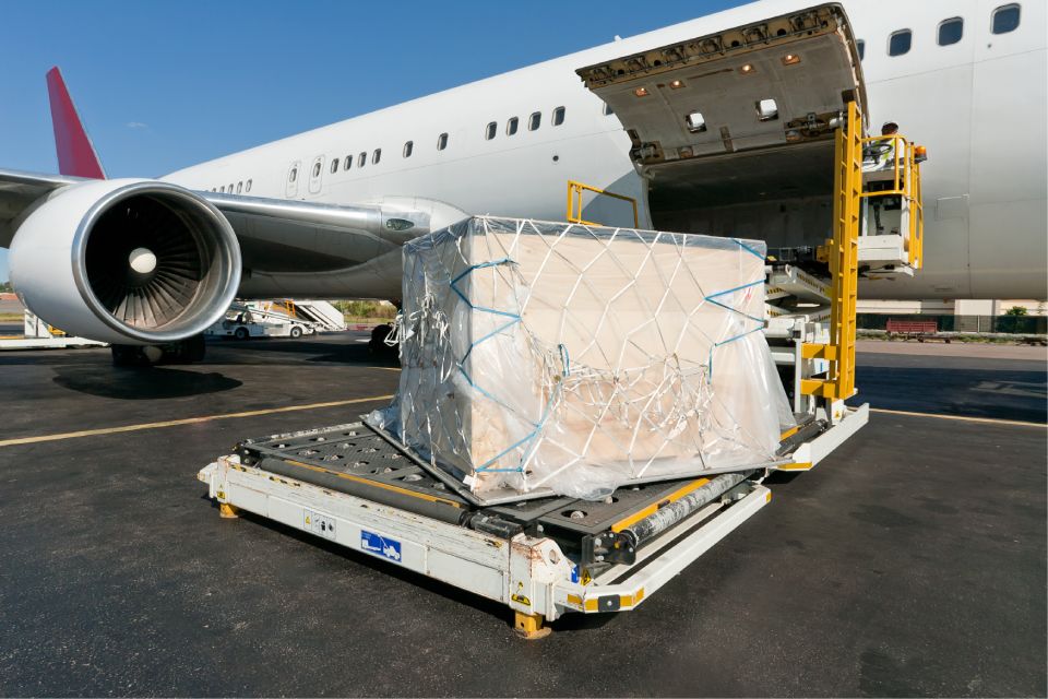 Putting shipment in airplane